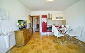 Apartment Ines