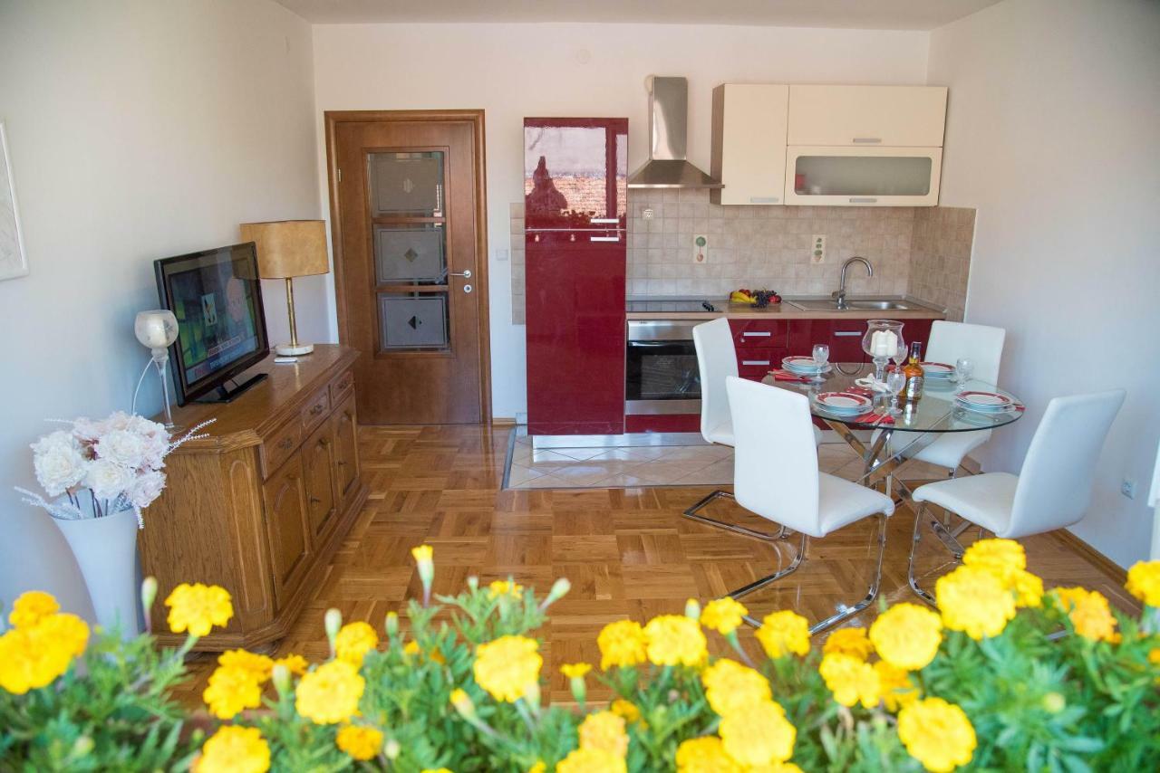 Apartment Ines Sinj Zewnętrze zdjęcie
