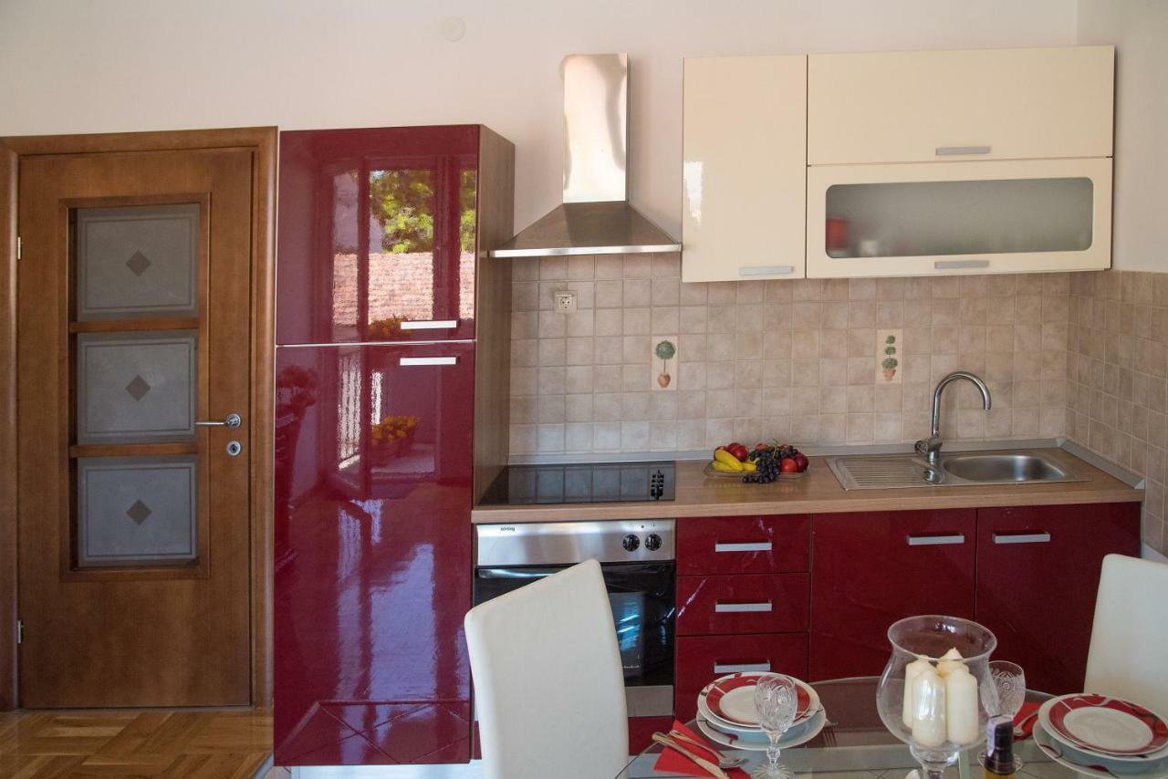 Apartment Ines Sinj Zewnętrze zdjęcie
