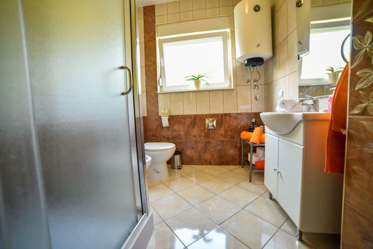 Apartment Ines Sinj Zewnętrze zdjęcie